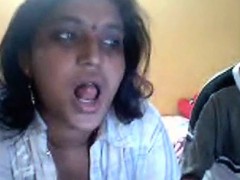 indian-naked-on-camera-fingering-her-pussy