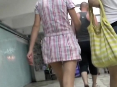 Upskirt Voyeur Italy