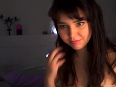 hot-amateur-webcam-teen-masturbates-for-their-fans